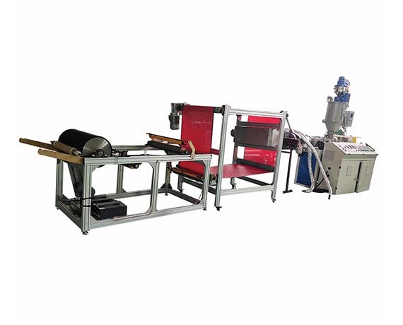 Meltblown cloth production equipment